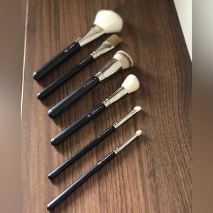 M.A.C Brush